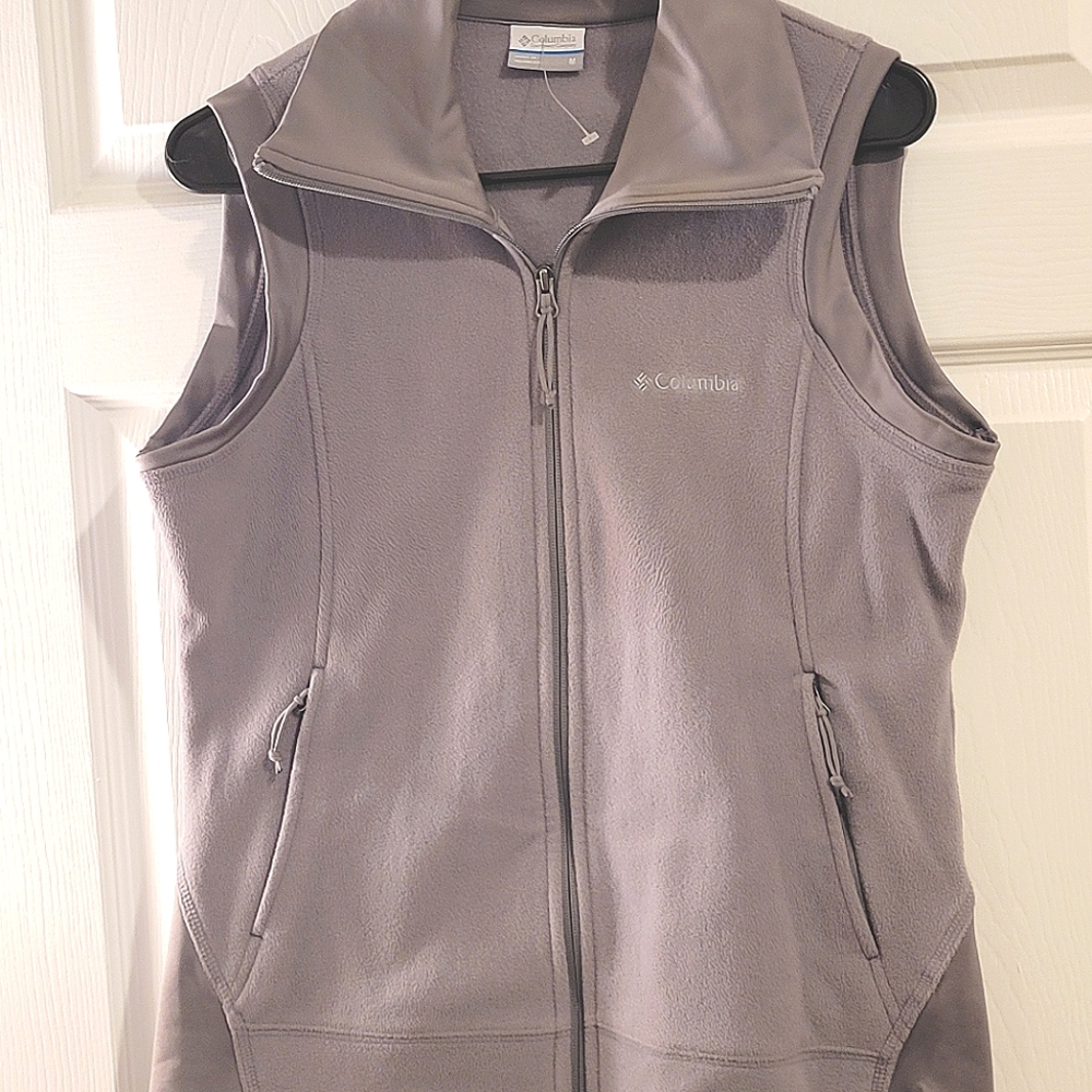 NWOT Columbia womens fleece grey vest size medium